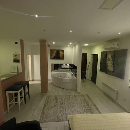 Dream 1 Belgrado Exterior foto